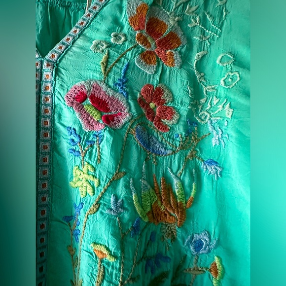 💚💙Gorgeous Johnny Was Aqua Green Blouse! - Picture 12 of 13